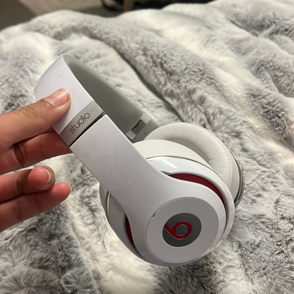 Beats Studio Wireless headphones and charger